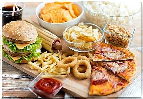 Avoid junk food to calm the anxiety of eating.