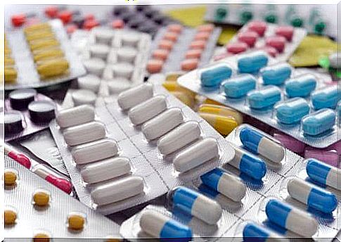 Packets of drugs effective against ankylosing spondylitis