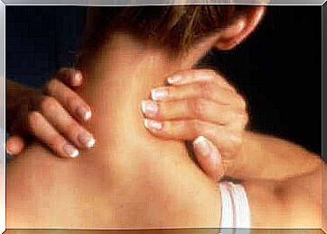 A woman with a sore neck before a heart attack.