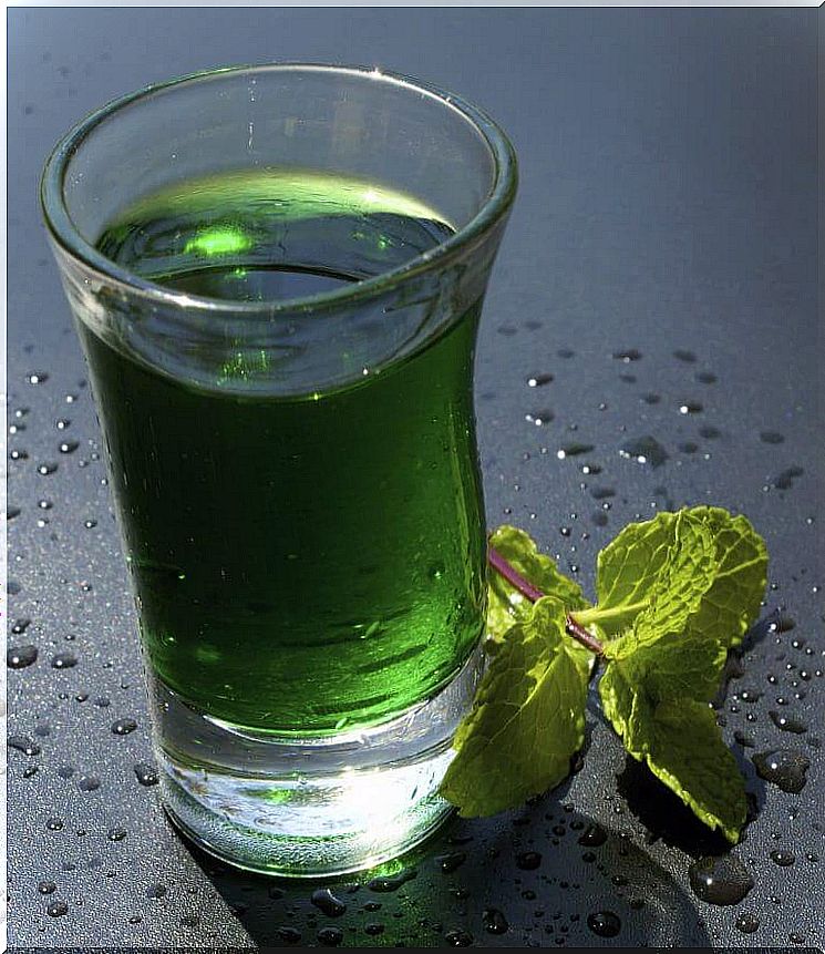 Preparation of green water.